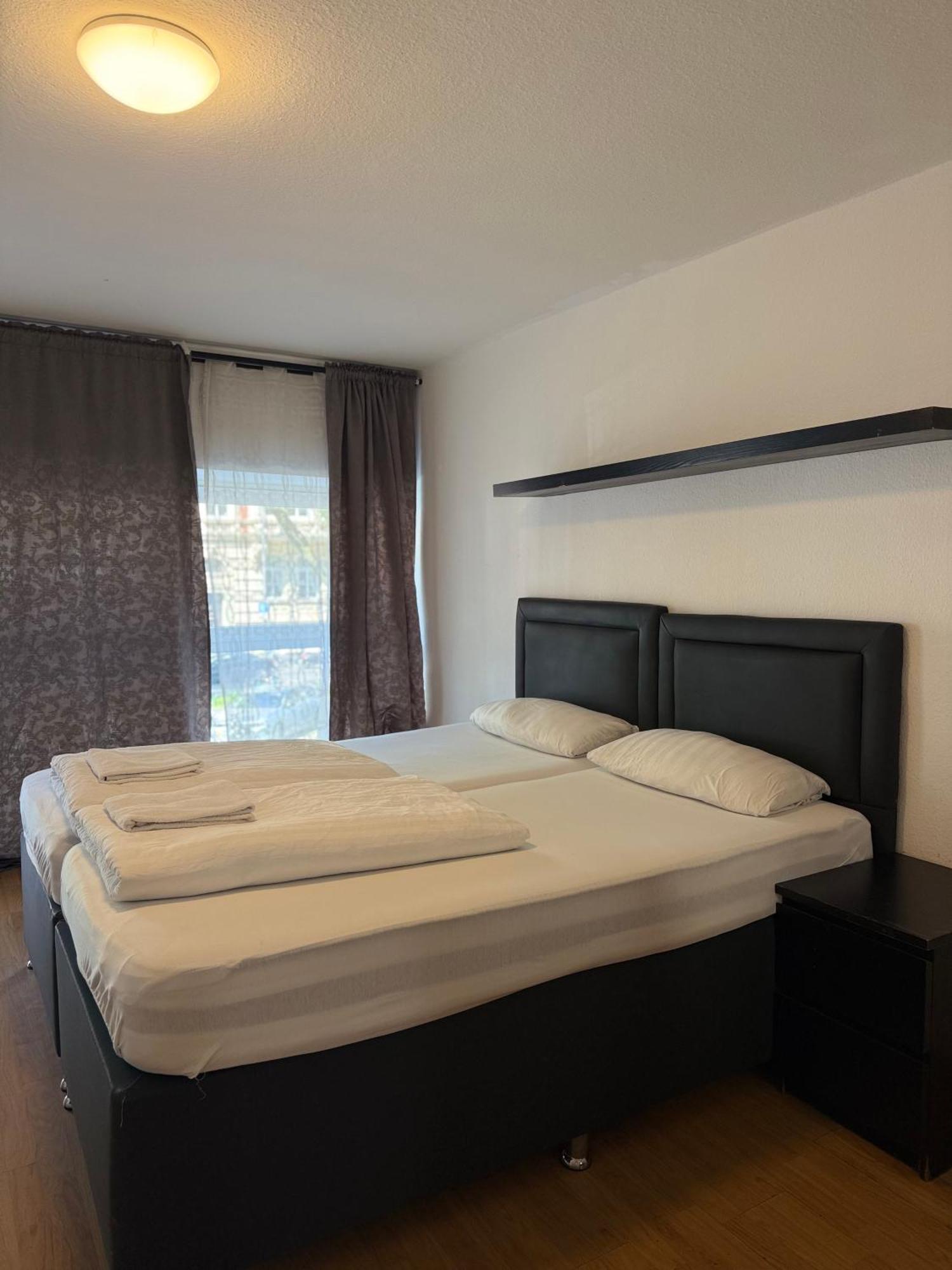 Hotel Garni Emir Köln Eksteriør billede